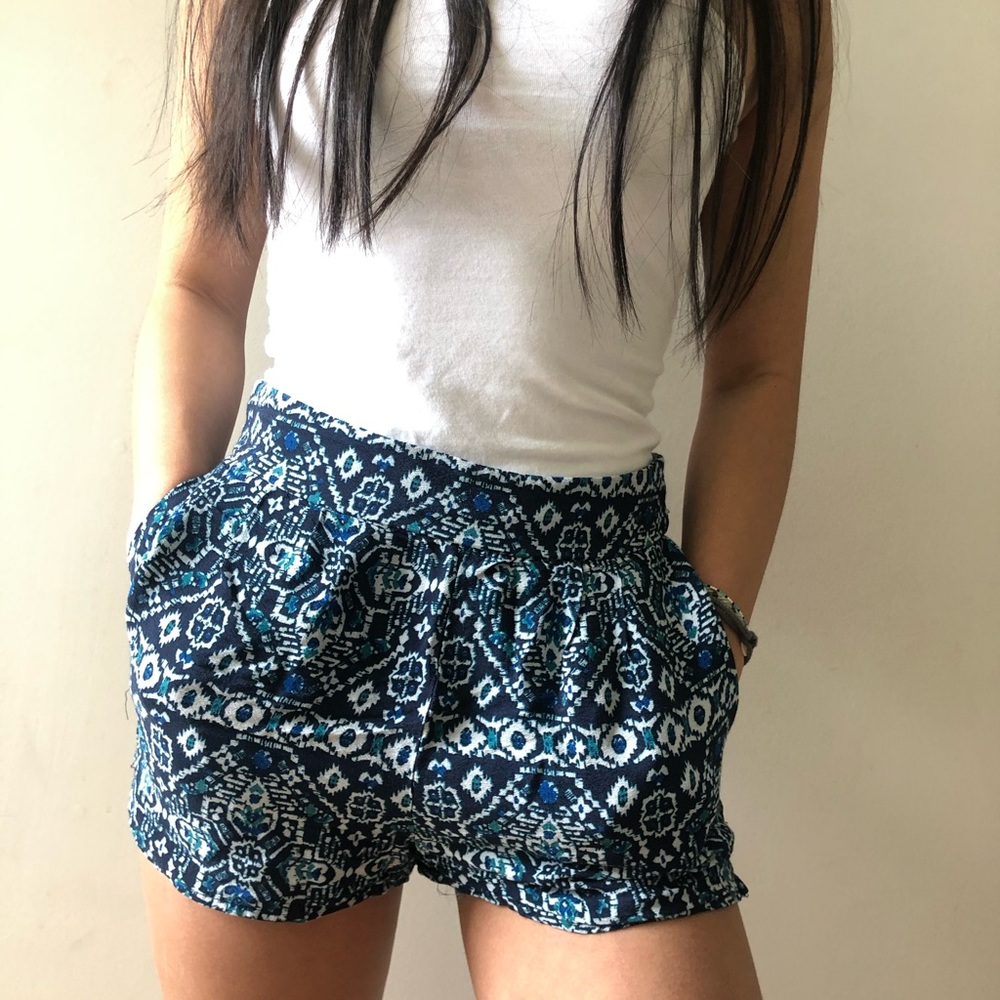 LA HEARTS FLOWY SHORTS